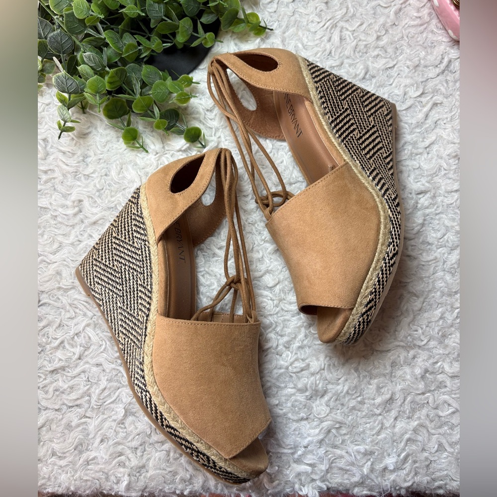 Lane Bryant Lace Up Suede Wedge Heels Size 8
